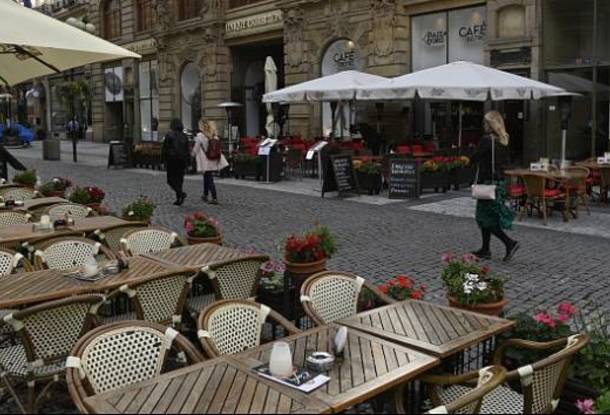 Чешские рестораны принимают один удар за другим. Пятая часть из них скоро закроется