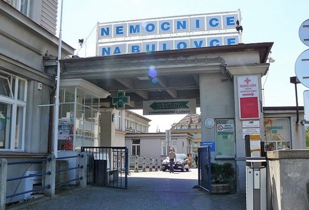 Ночная аптека на Буловке закрывается, фармацевтов не хватает и в других городах Чехии