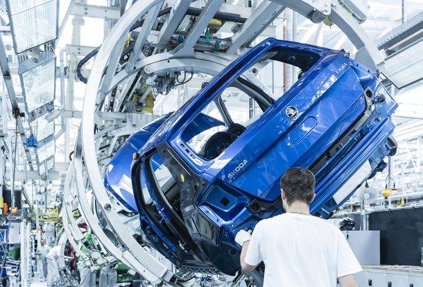 Škoda Auto в Чехии ограничивает производство, отменяя некоторые смены на заводе