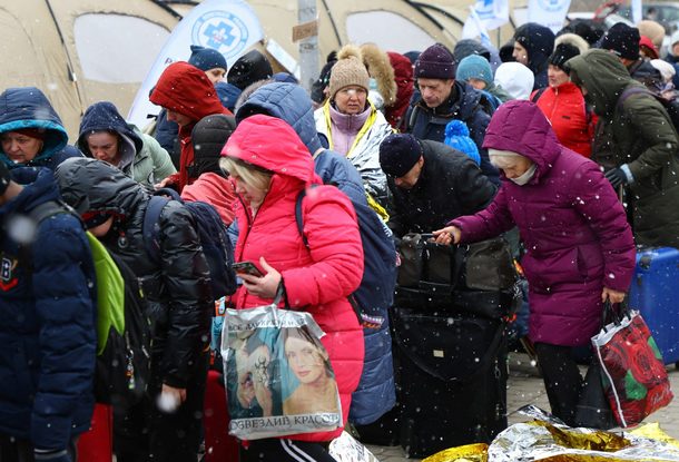 Десятки тысяч беженцев в Чехии не могут заполнить необходимые документы для продления виз