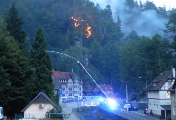 Виновник страшного пожара в Чешской Швейцарии установлен, он уже под стражей