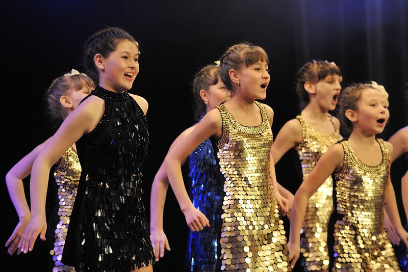 Концертные платья для девочек 12 14 лет для выступлений